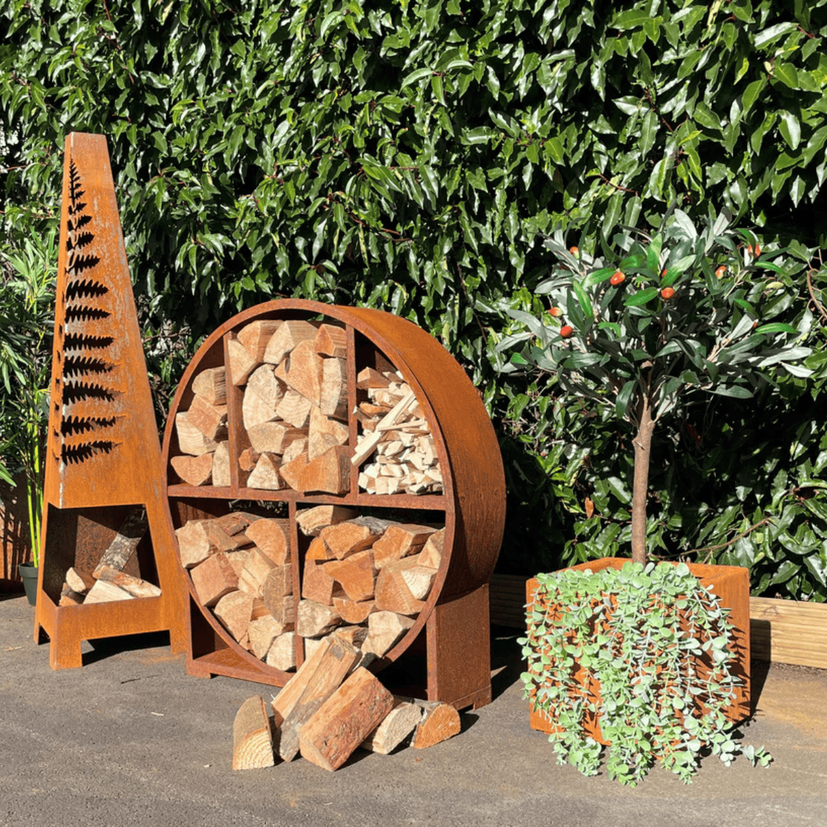 WEATHER IT Round Corten Steel Log Store