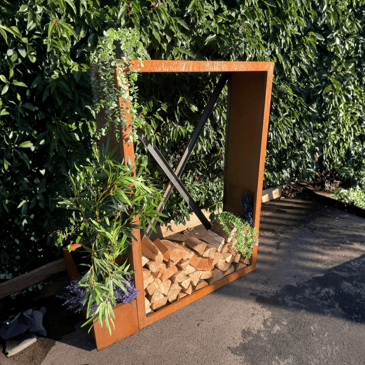WEATHER IT Tall Corten Steel Logstore