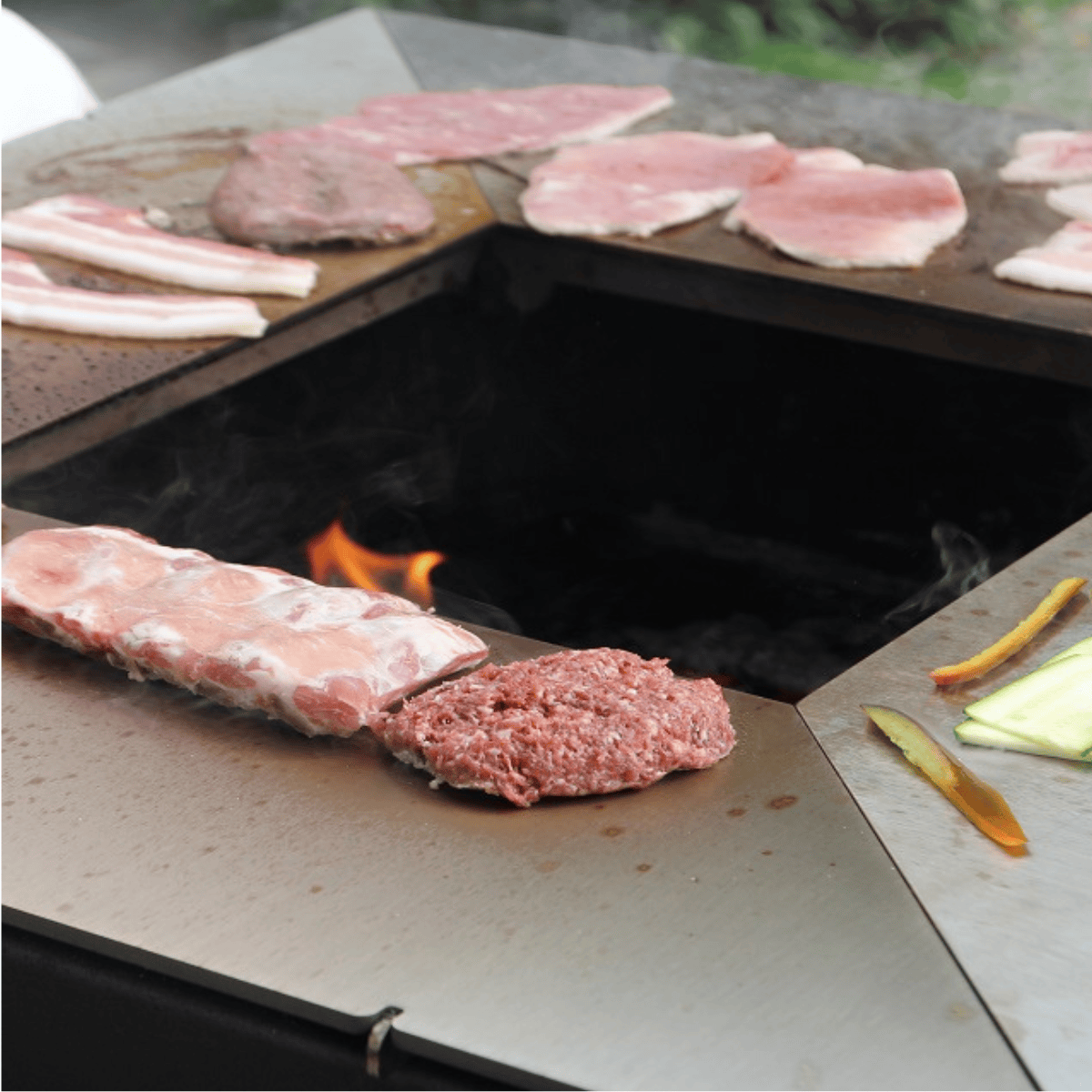 CLEMENTI Clementi Colorado | Flat Top Grill & Firepit