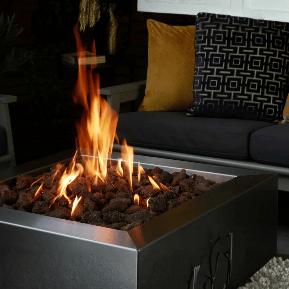 WEATHER IT Helios Square Gas Firepit Table
