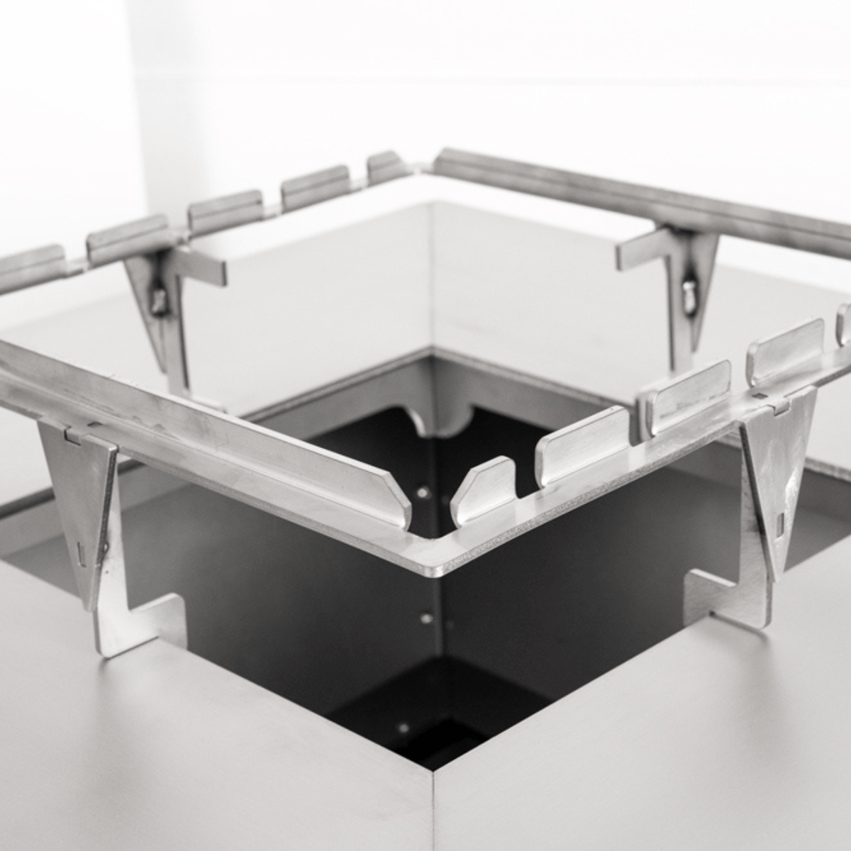 CLEMENTI Clementi Colorado | Flat Top Grill & Firepit
