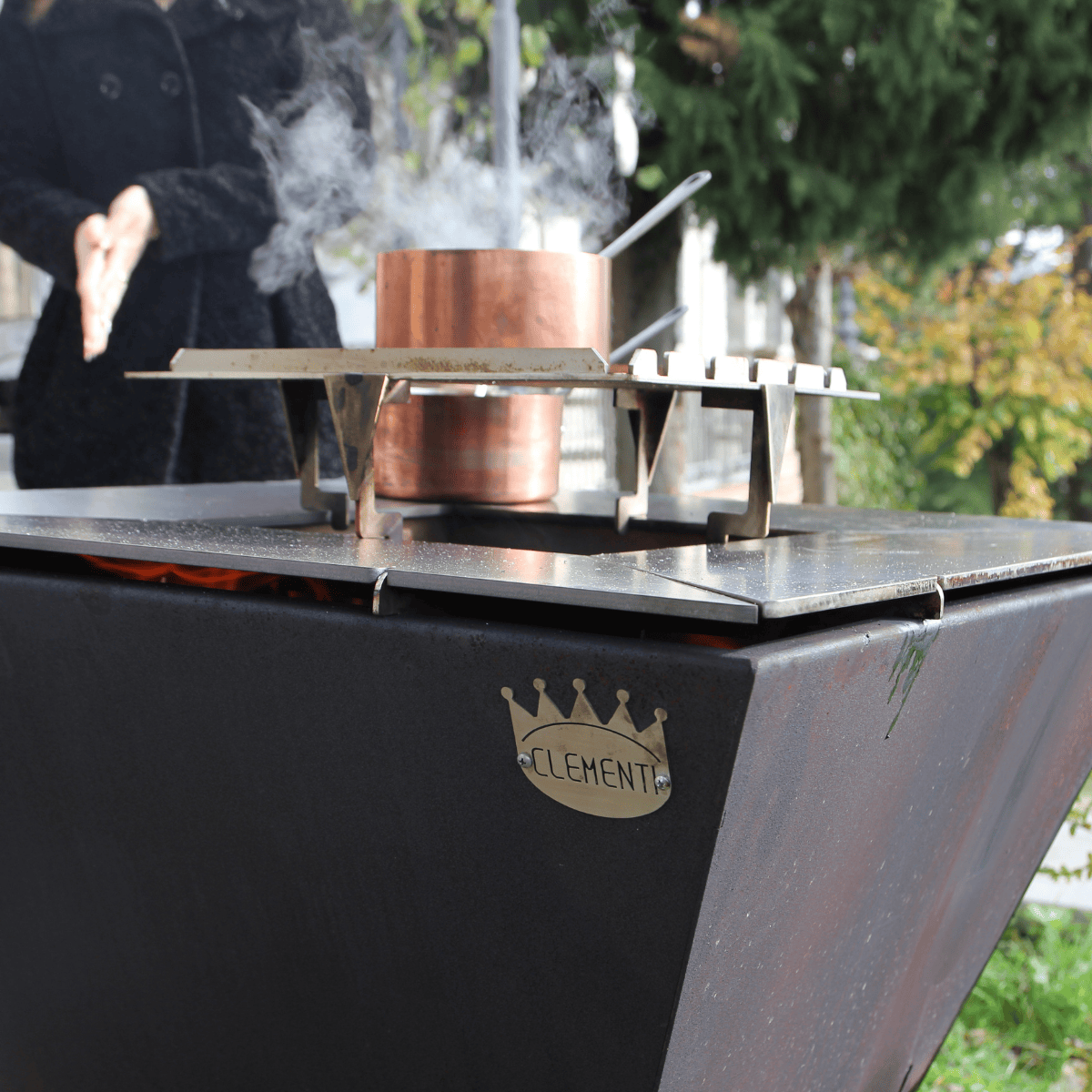 CLEMENTI Clementi Colorado | Flat Top Grill & Firepit