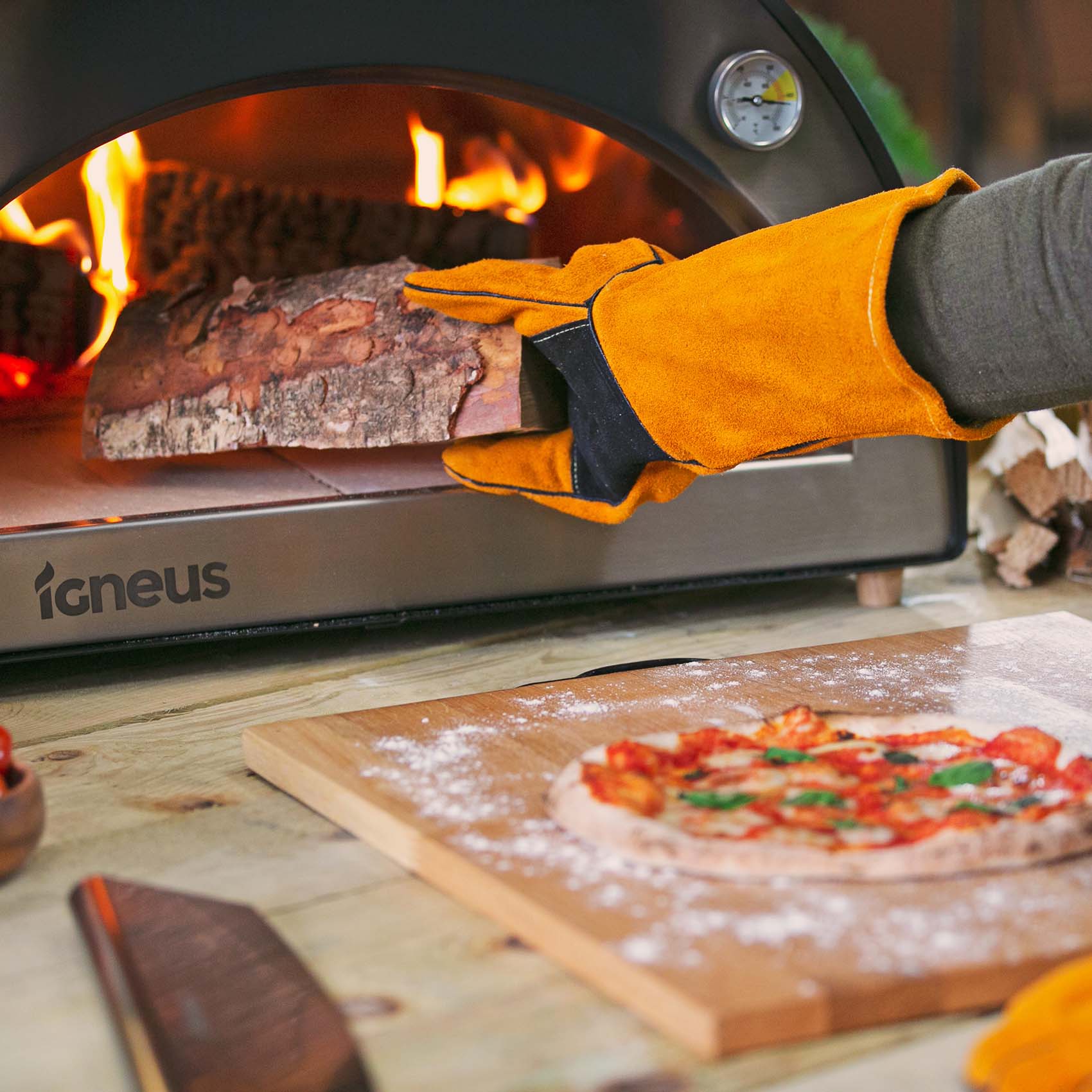 Coal & Company Heat Resistant Gauntlet Gloves